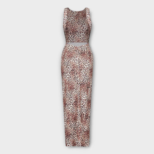 Lina - Maxikleid mit Leopardenmuster und Rückenfreischnitt 