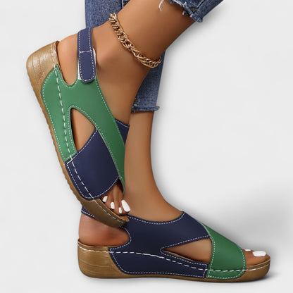 Aby – Orthopädische, atmosphärische Wandersandalen für Damen