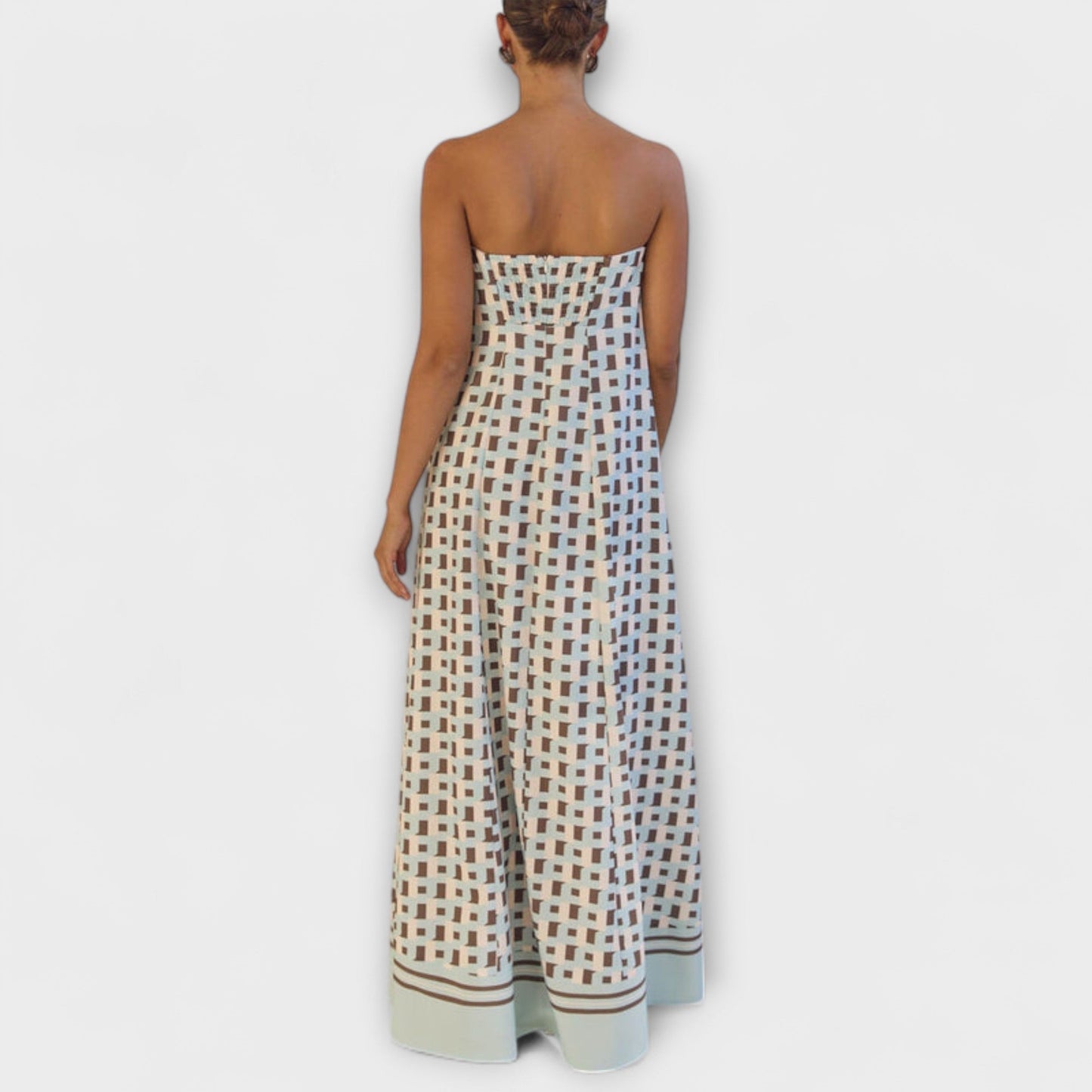 Britta - Einzigartiges geometrisches Off-Shoulder Maxi-Kleid 