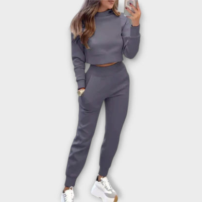 Alisa – Lässiger Jogginganzug