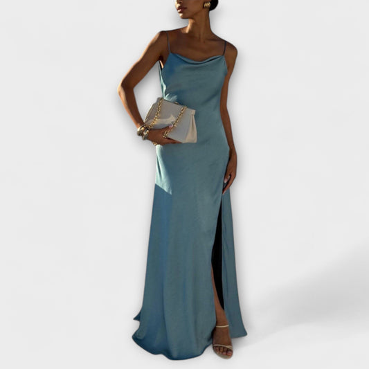 Susi - Schickes Satin-Maxikleid mit hohem Schlitz 