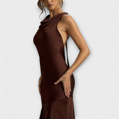 Therese - Elegantes Maxikleid aus Satin 