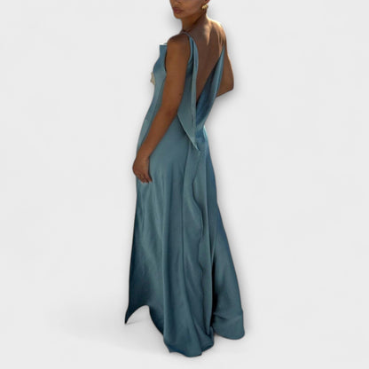 Susi - Schickes Satin-Maxikleid mit hohem Schlitz 