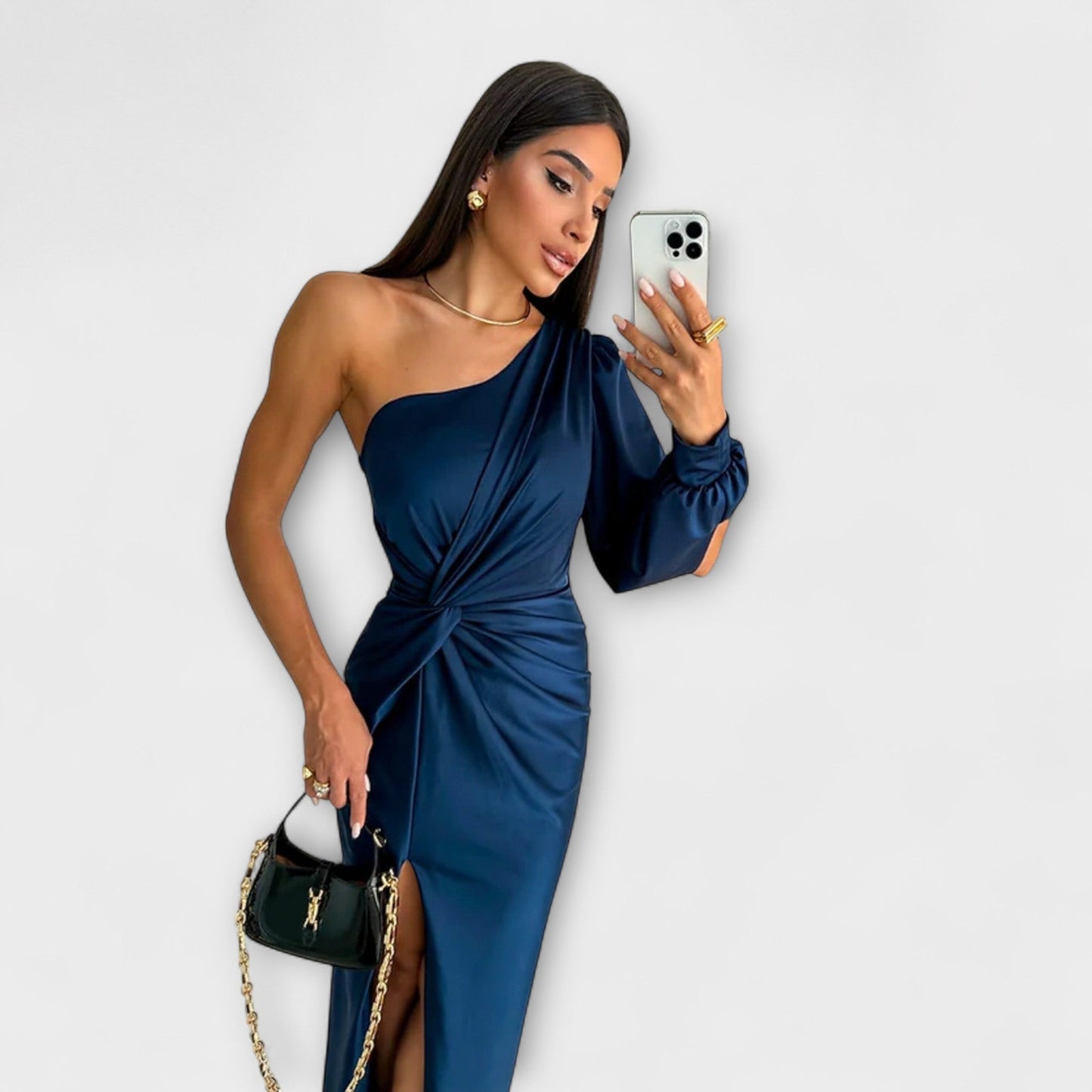 Gisela - Elegantes Kleid mit Raffinesse 