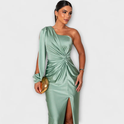 Gisela - Elegantes Kleid mit Raffinesse 