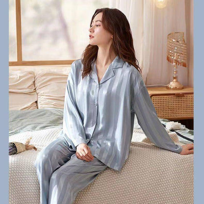 Nina - Luxuriöser Pyjama