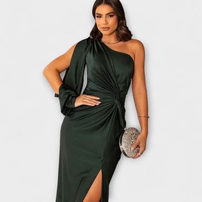 Gisela - Elegantes Kleid mit Raffinesse 