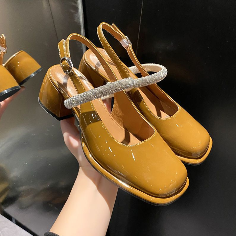 Danach - Mary Janes mit Glitzer-Riemen und Blockabsatz 