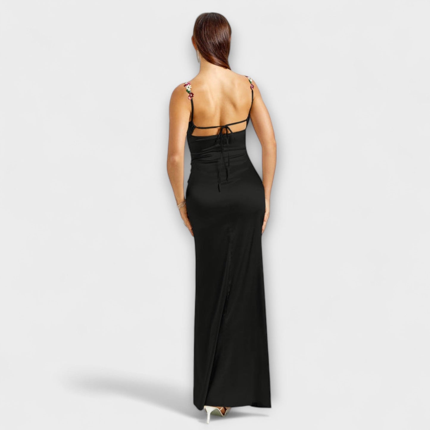 Laura - Verziertes Satin-Kleid mit Trägerschnürung im Rücken 