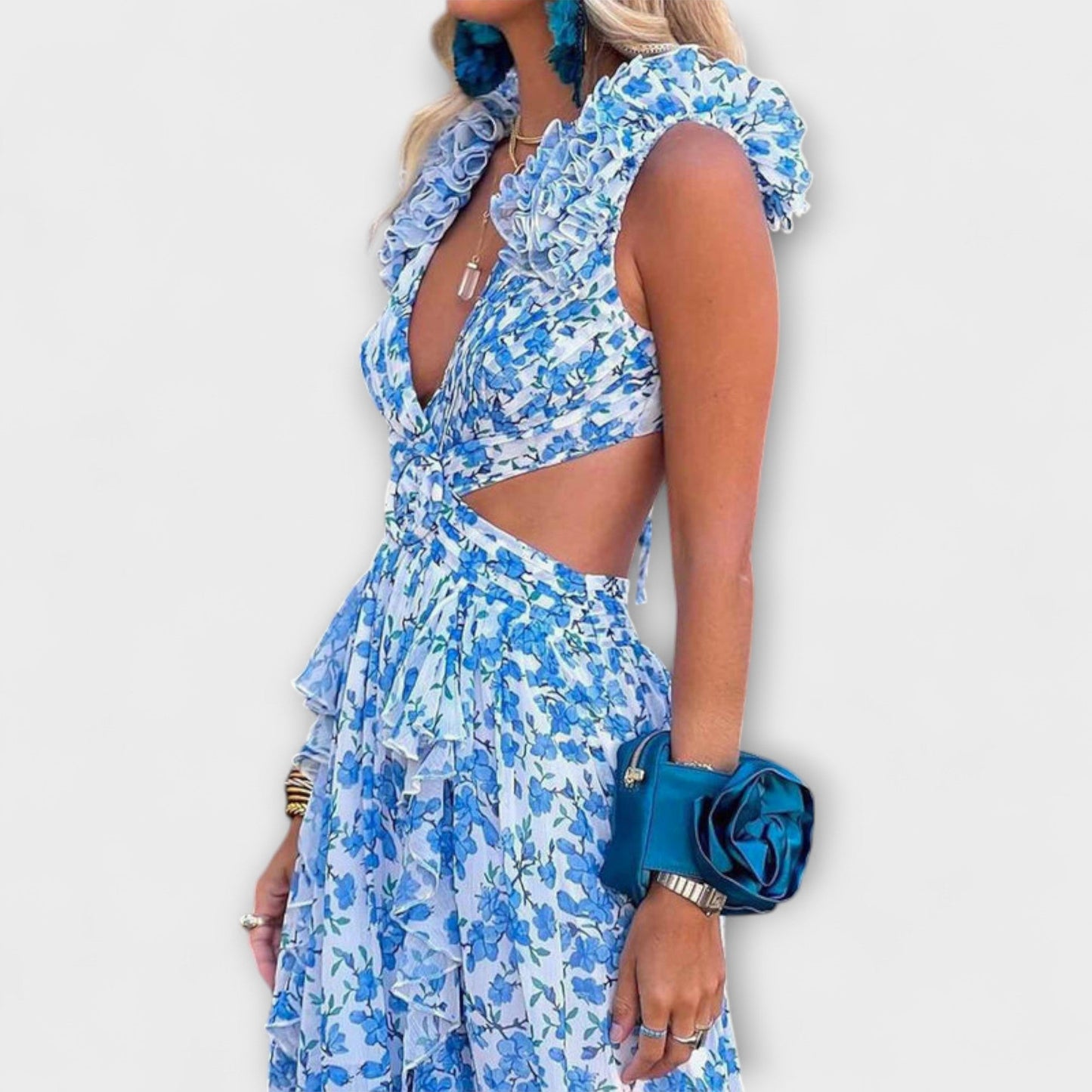 Lieselotte - Maxikleid mit Rüschensäumen und Cut-Out-Details