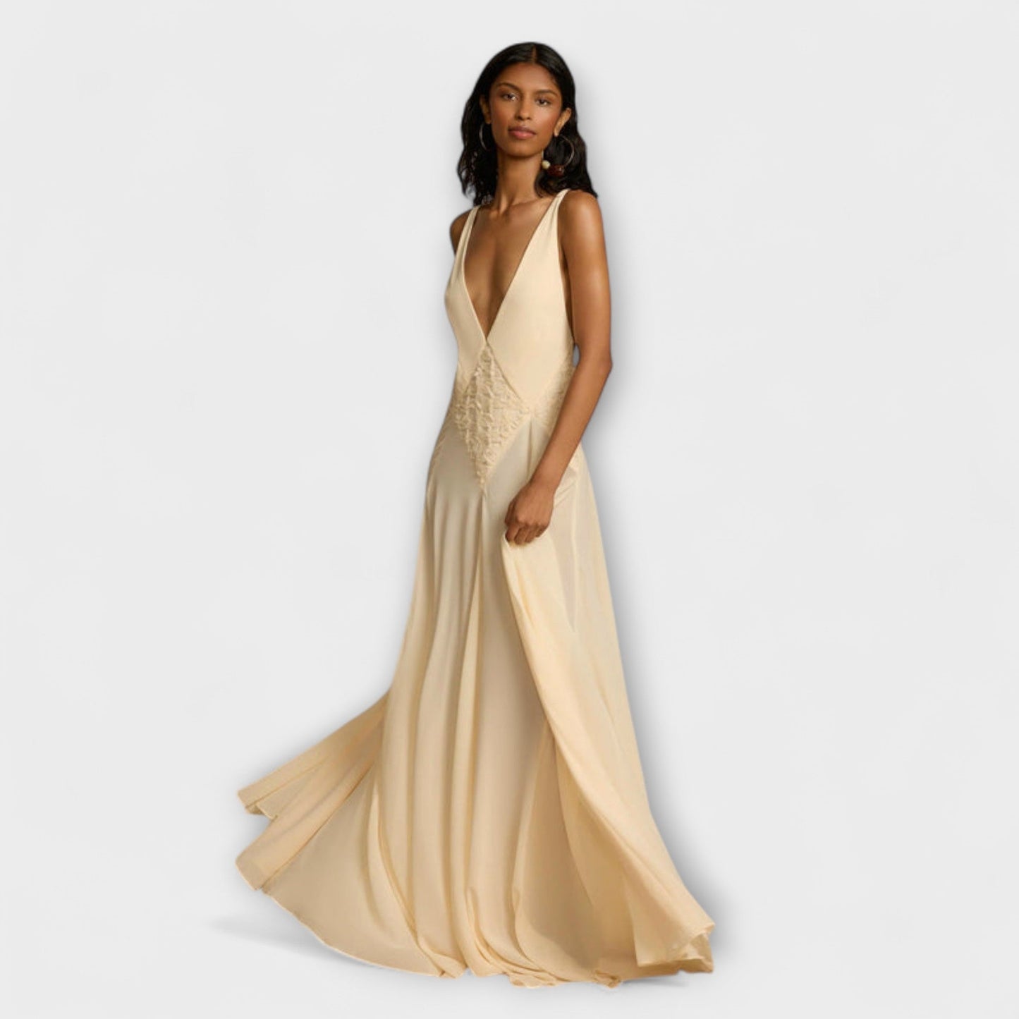 Lara - Maxikleid mit tiefem V-Ausschnitt