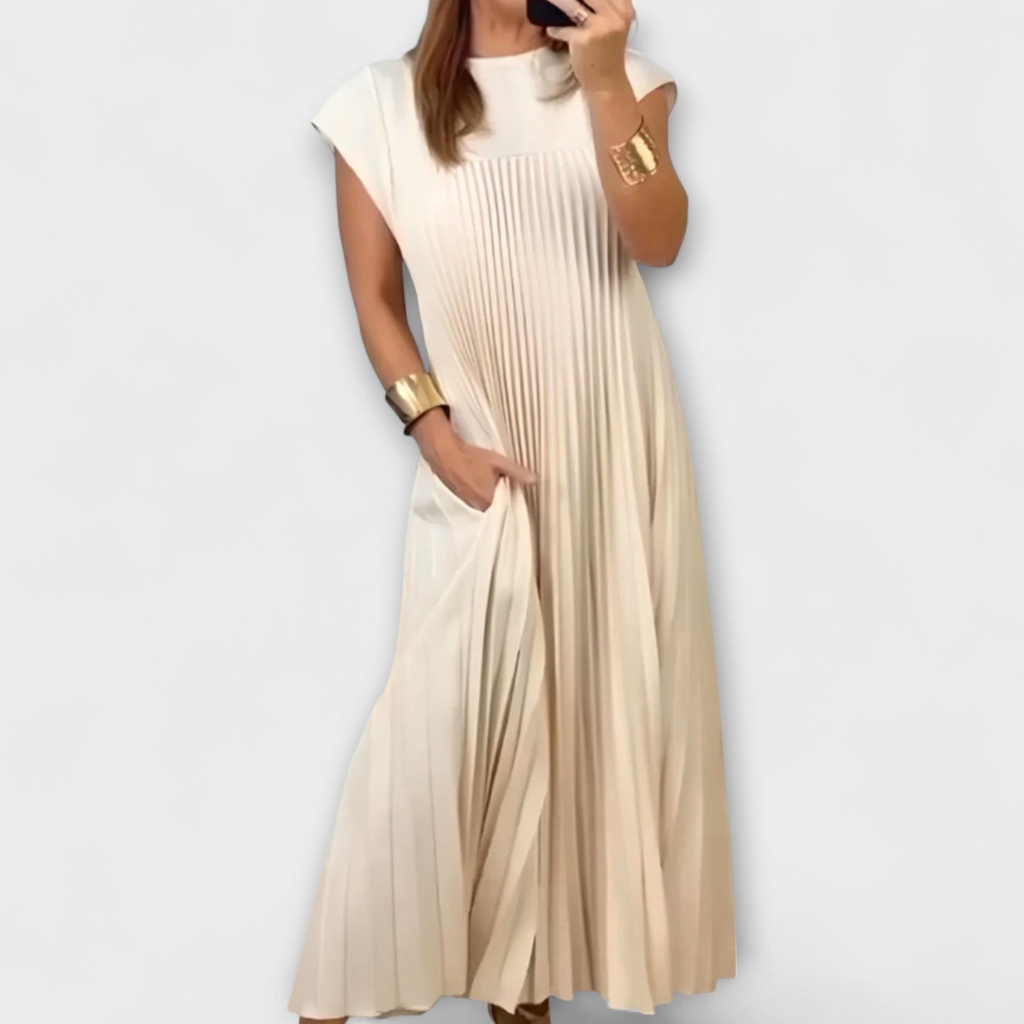 Isolde – Elegantes Plisseekleid