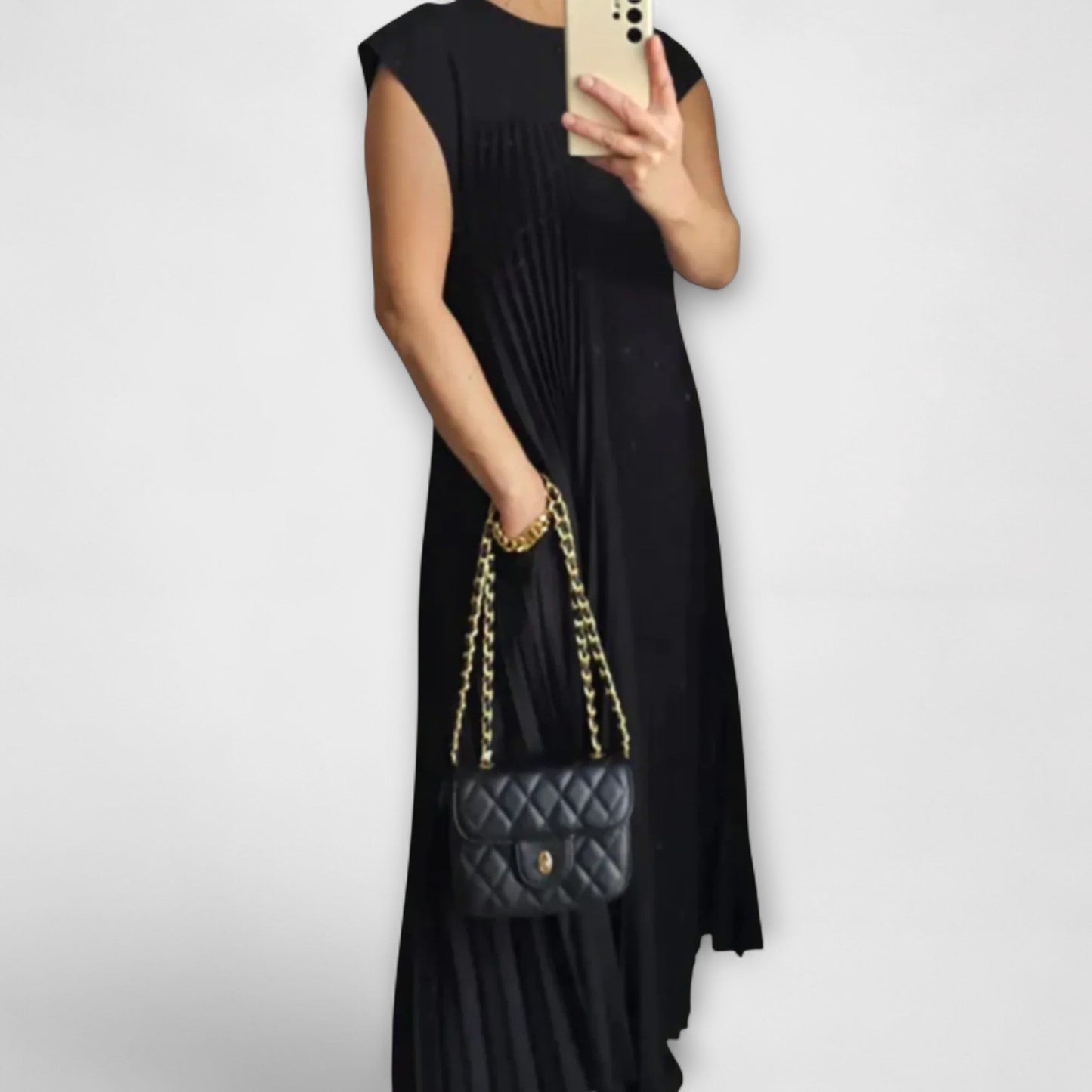 Isolde – Elegantes Plisseekleid