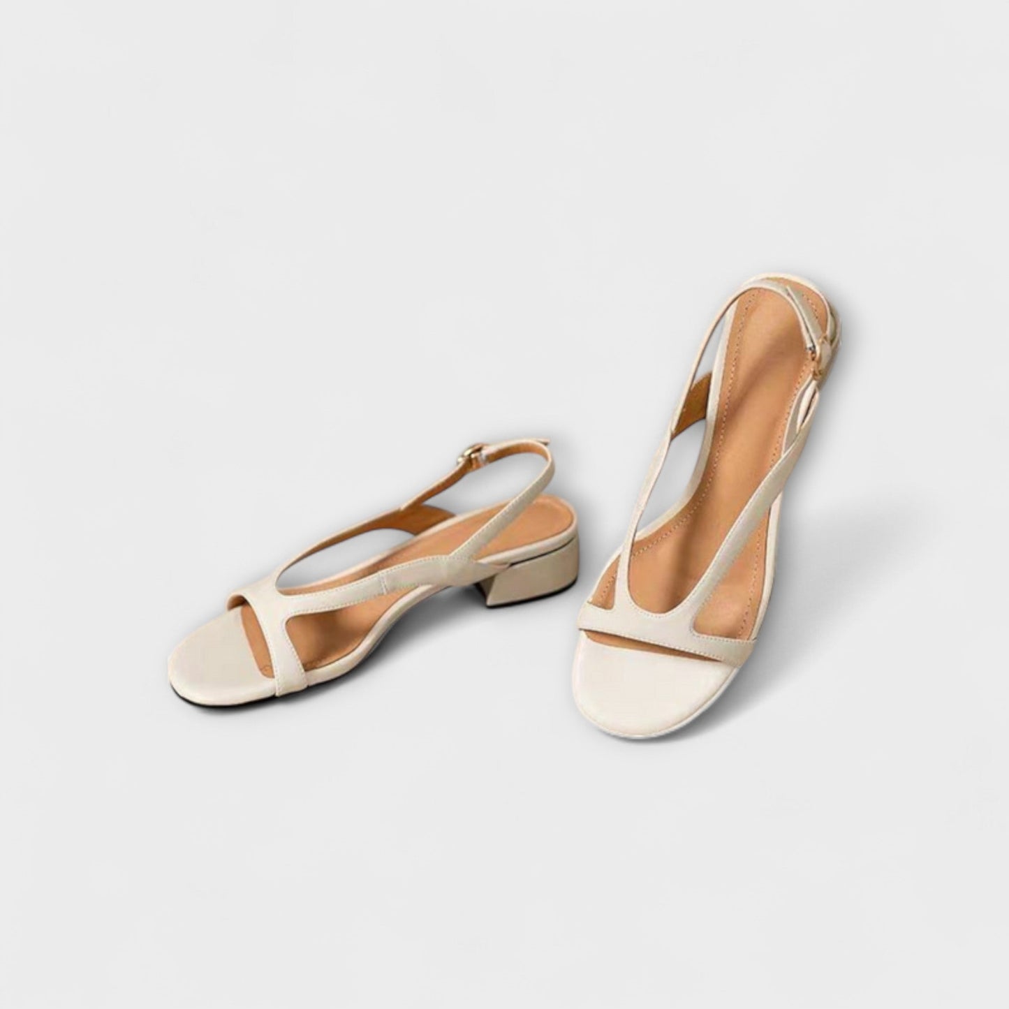 Evelyn - Elegante flache Sandalette Minna mit raffiniertem Finish