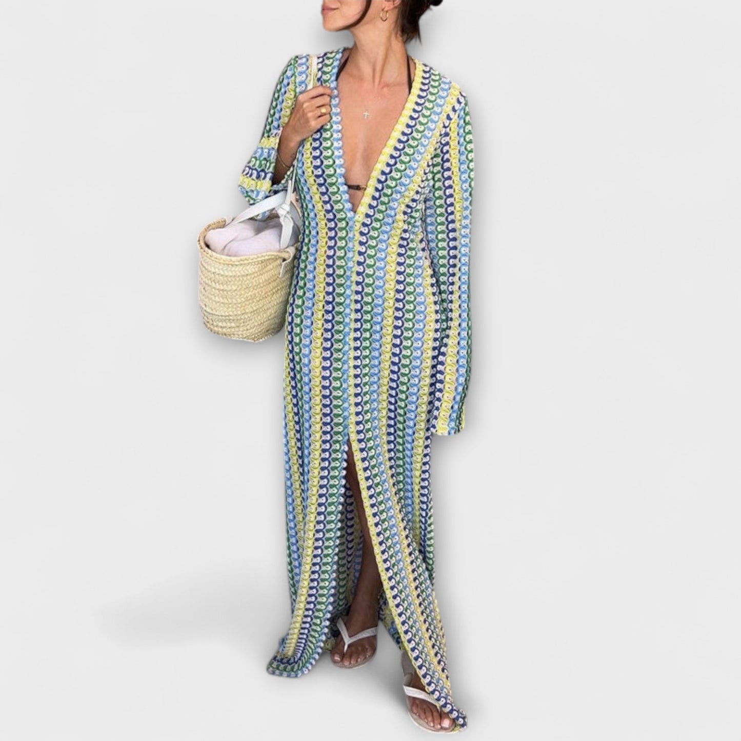 Leonora – Maxikleid mit V-Ausschnitt und Urlaubsflair 