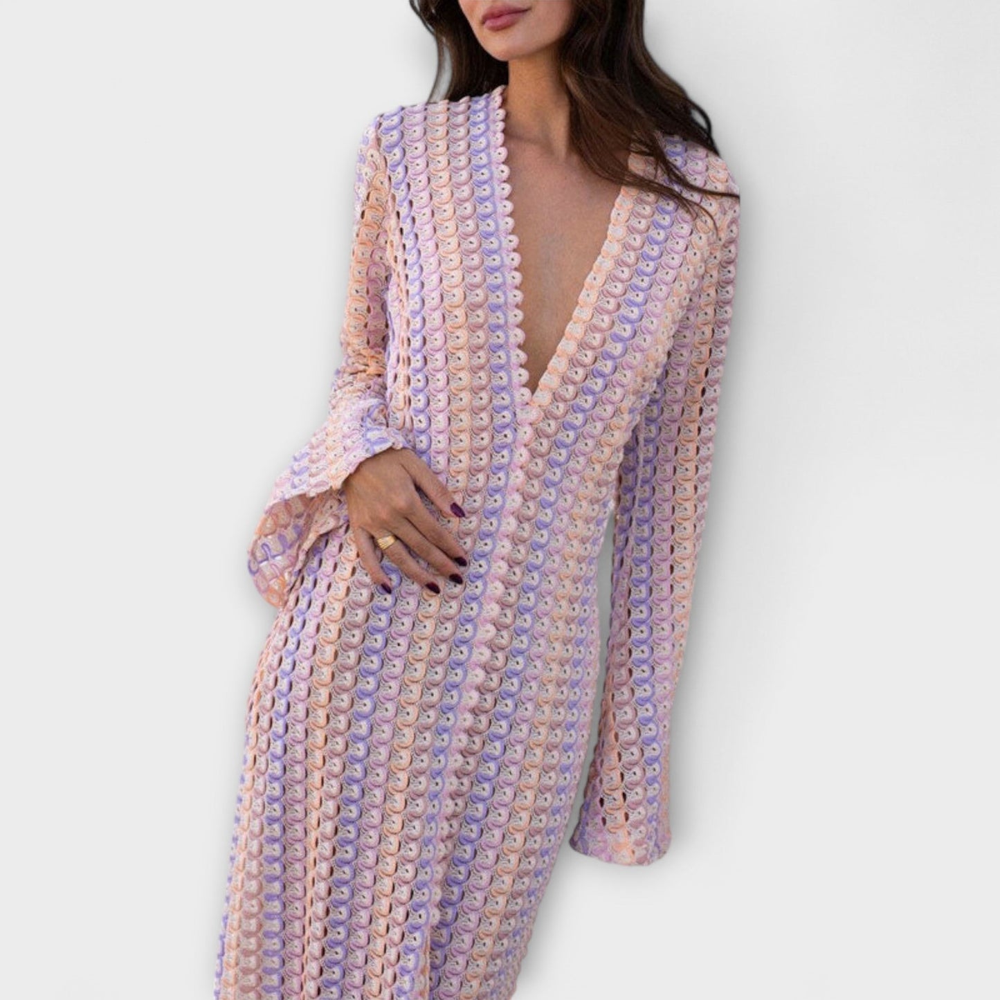 Leonora – Maxikleid mit V-Ausschnitt und Urlaubsflair 
