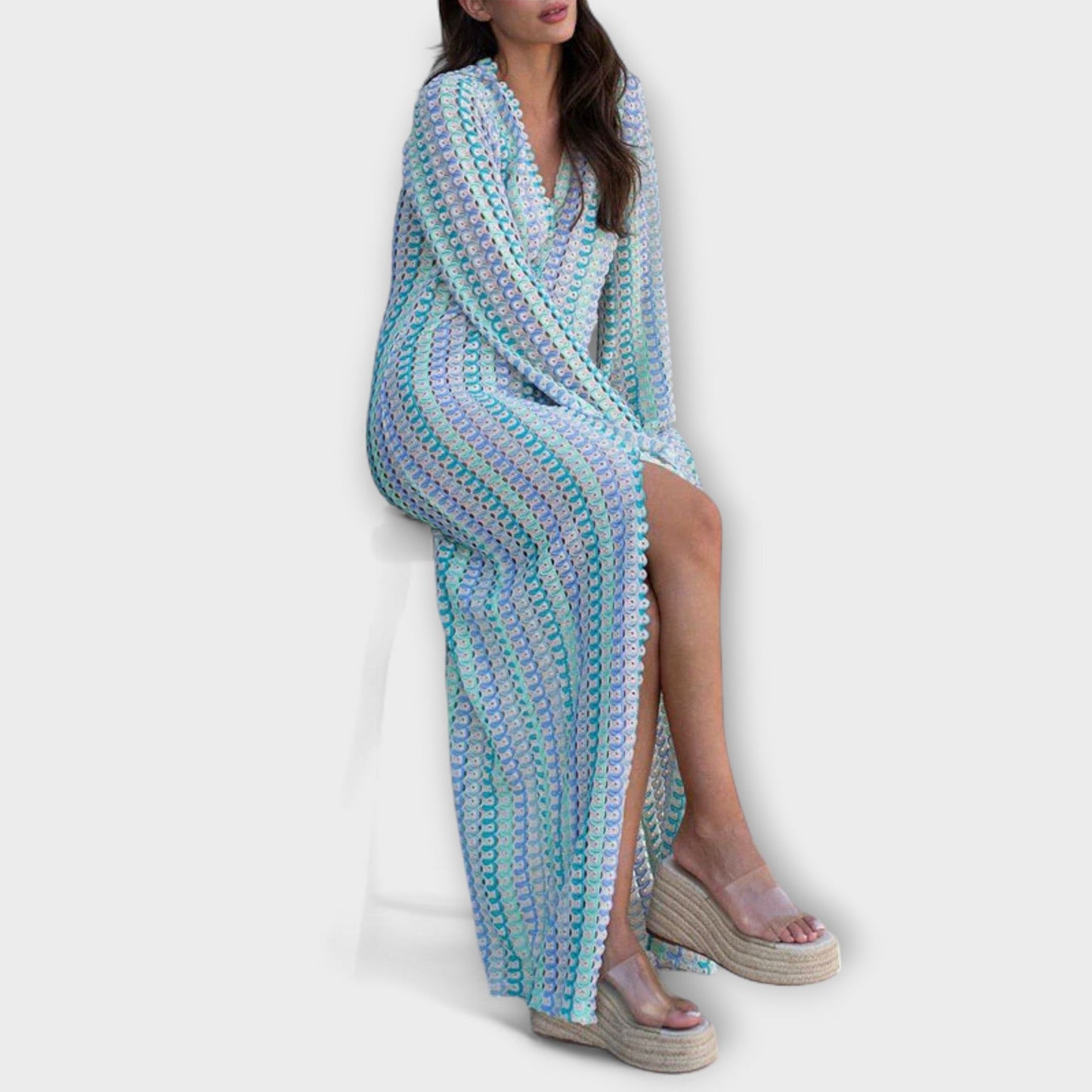 Leonora – Maxikleid mit V-Ausschnitt und Urlaubsflair 