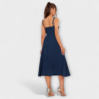 Wilma - Rüschentopkleid mit Schlitzdetail 