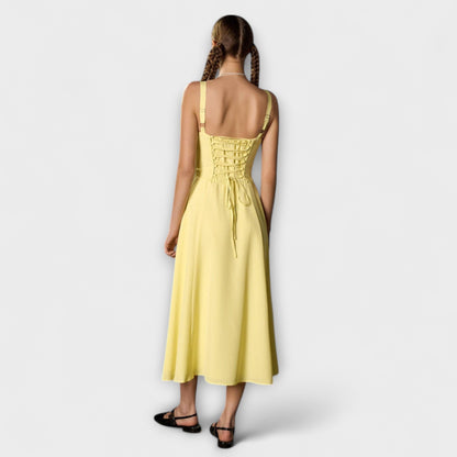 Wilma - Rüschentopkleid mit Schlitzdetail 