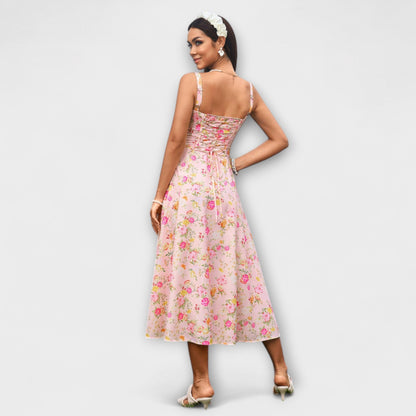 Wilma - Rüschentopkleid mit Schlitzdetail 