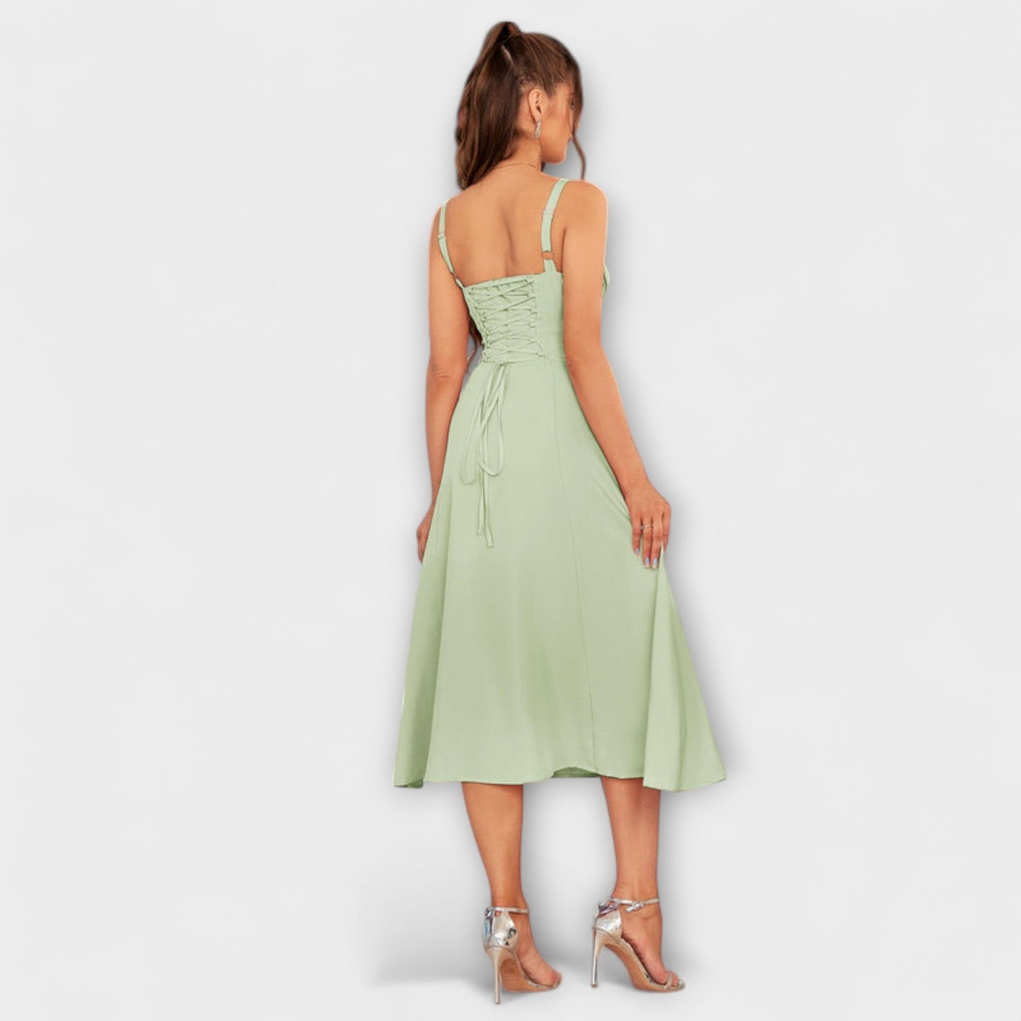 Wilma - Rüschentopkleid mit Schlitzdetail 