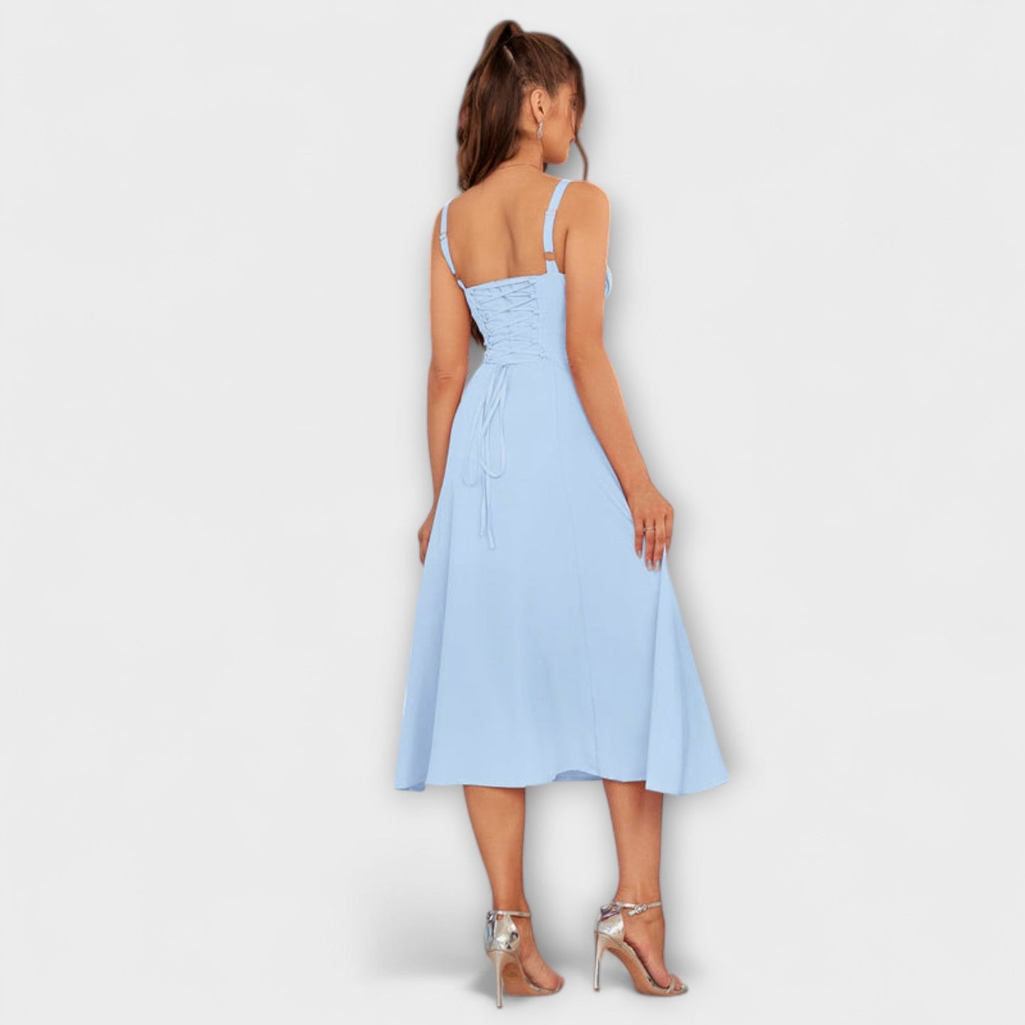 Wilma - Rüschentopkleid mit Schlitzdetail 