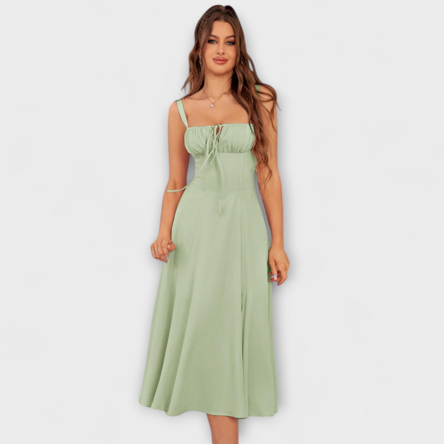 Wilma - Rüschentopkleid mit Schlitzdetail 