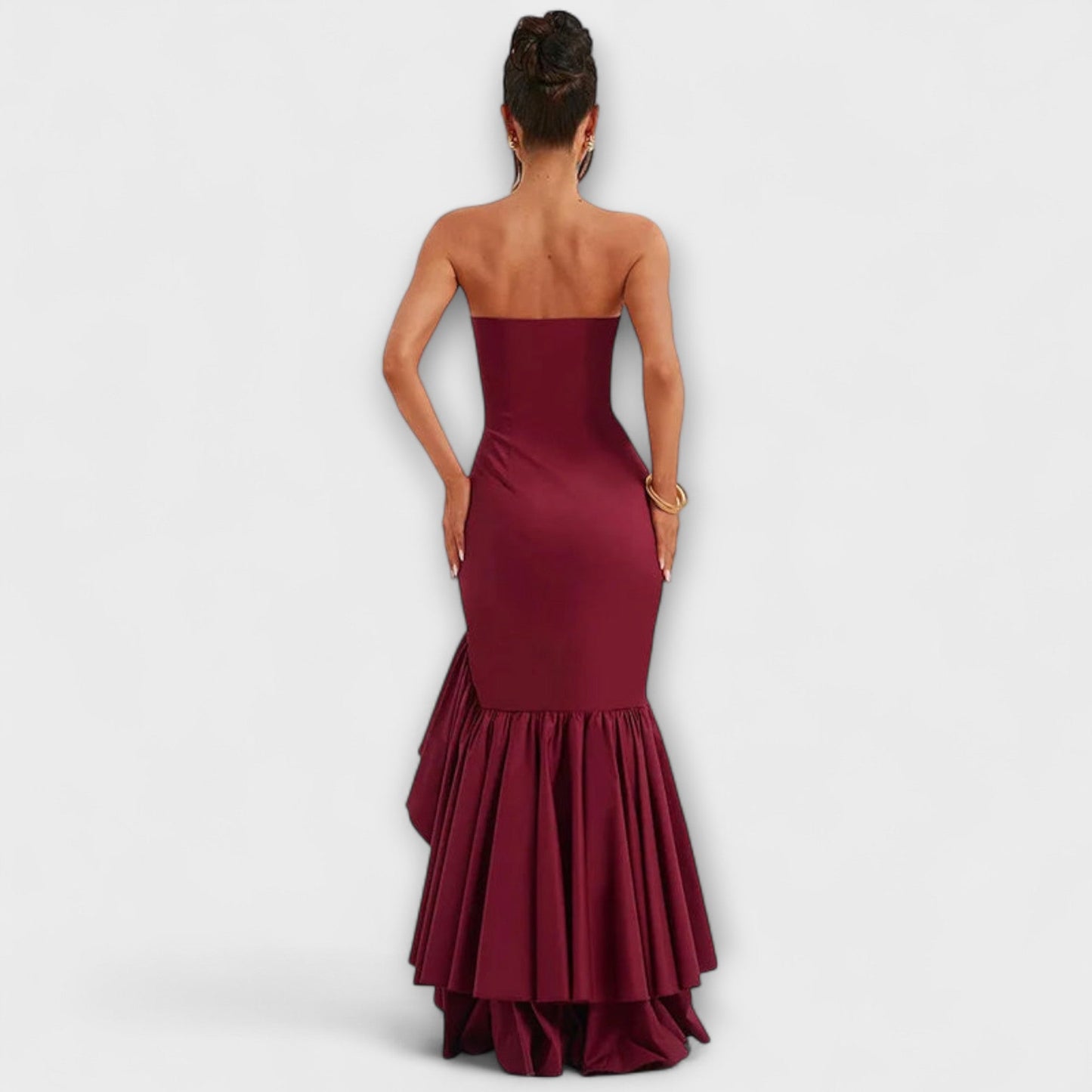 Ulla - Off-Shoulder Slim Fit Maxikleid mit asymmetrischer Taille 