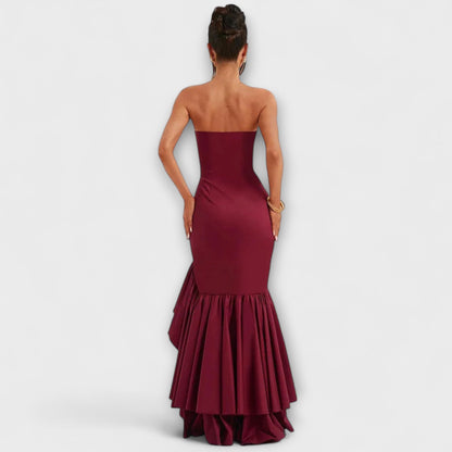 Ulla - Off-Shoulder Slim Fit Maxikleid mit asymmetrischer Taille 