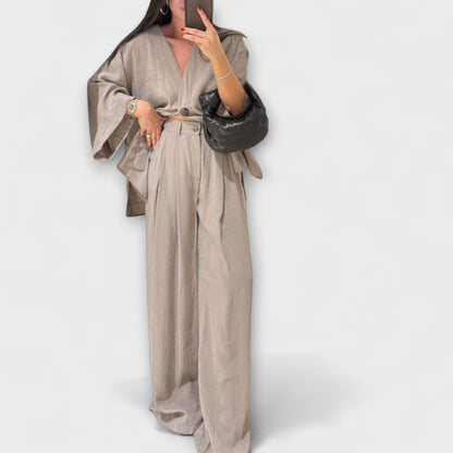 Roswitha – Lässiges V-Ausschnitt-Set mit Hose