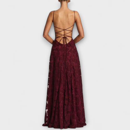 Christina - Schickes Floral-Spitzen-Maxikleid mit Spaghettiträgern 