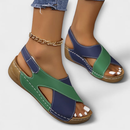 Aby – Orthopädische, atmosphärische Wandersandalen für Damen