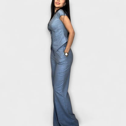 Nadina – Elegantes V-Ausschnitt-Top & Hosen-Set