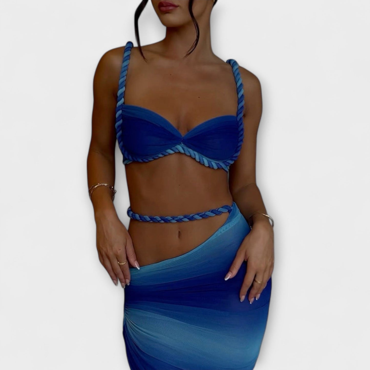 Minka – Stylishes Ombre-Zopfset mit Crop Top &amp; Überrock 