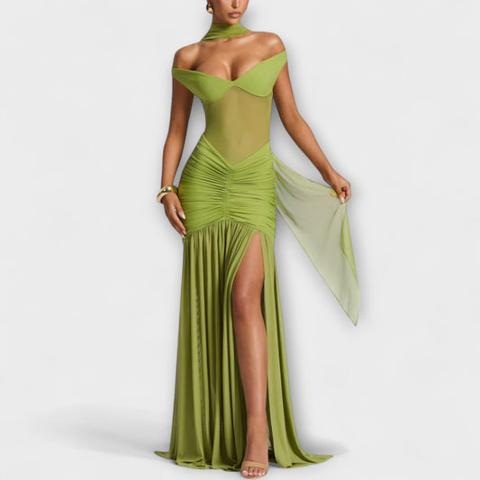 Aylin – Schlitzkleid mit Wow-Faktor